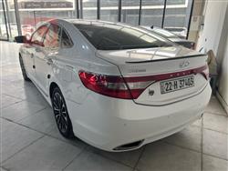 هيونداي أزيرا